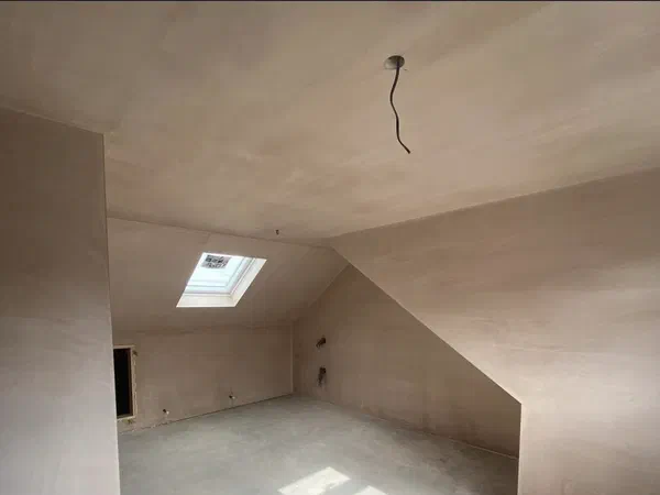 Clean Mirror-Smooth Plaster Surface