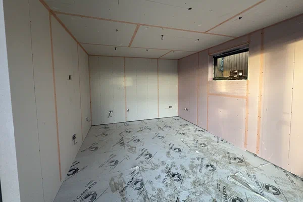 Plasterboarding & Dry Lining